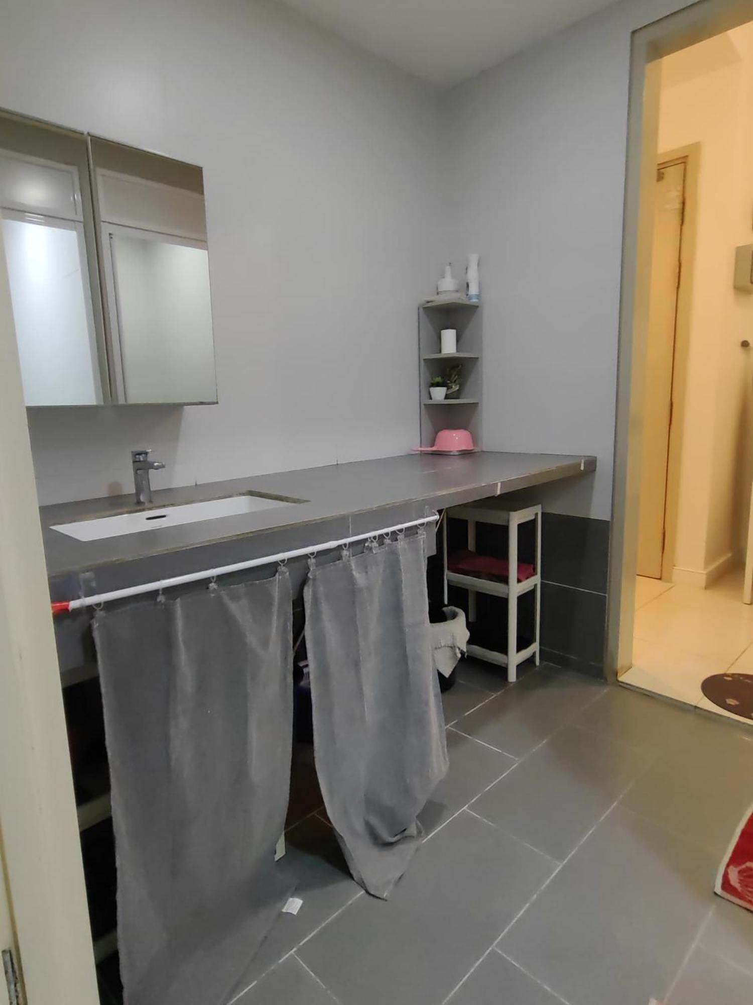 Homezstay Soho Timesquare Miri Eksteriør bilde